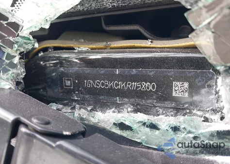 2019 Chevrolet Tahoe C1500 Lt z USA, uszkodzony, nr VIN 1GNSCBKC1KR115800